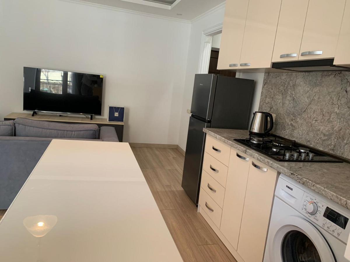 19Tumanyan Excellent Apartment In The Centre Of Capital Jerevan Buitenkant foto